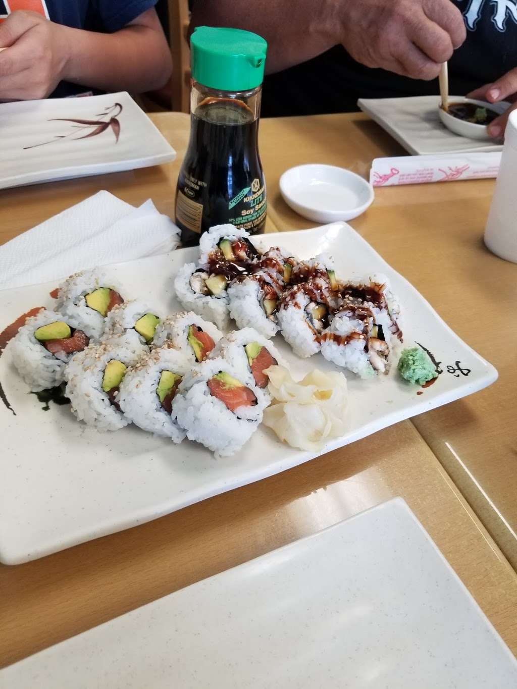 Sushi Island | 18539 S Western Ave, Gardena, CA 90248, USA | Phone: (310) 327-1644