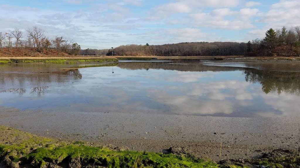 Great Esker Park - Puritan Rd Entrance | Puritan Rd, Weymouth, MA 02189, USA