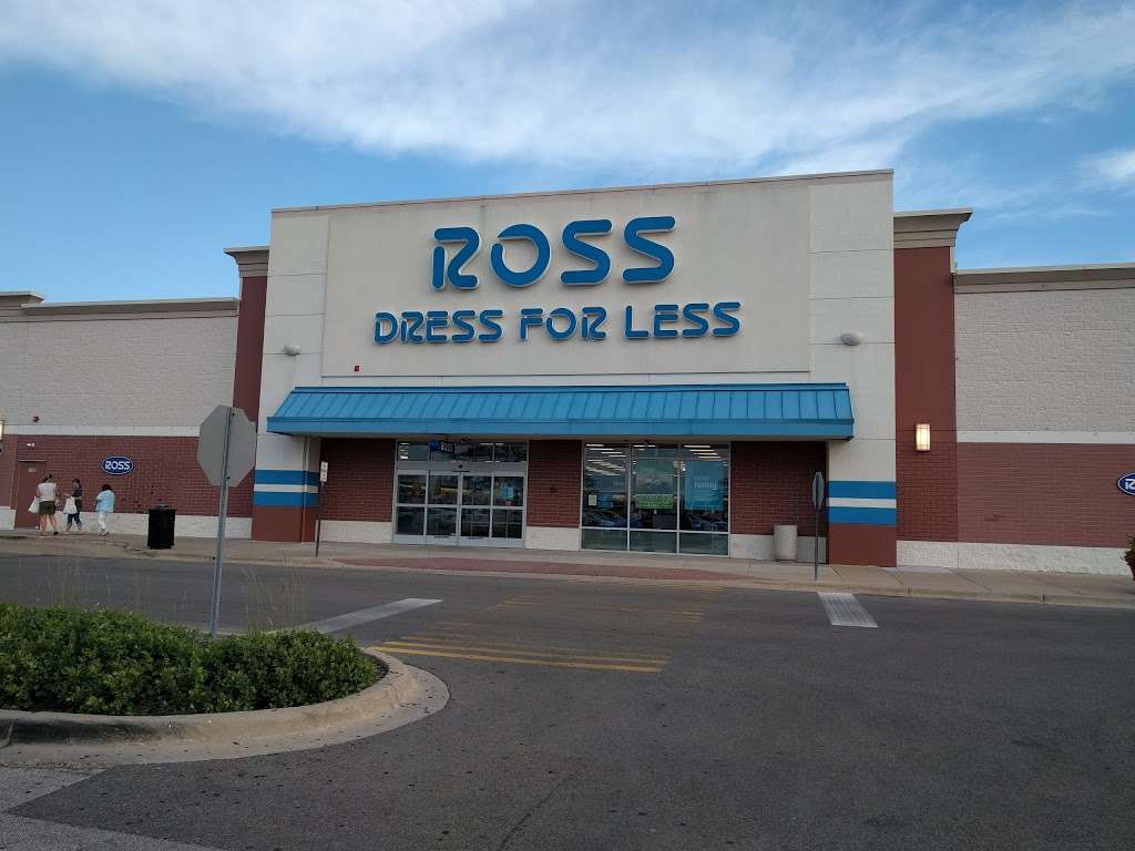 Ross Dress for Less | 1720 Douglas Rd, Oswego, IL 60543, USA | Phone: (630) 554-1479