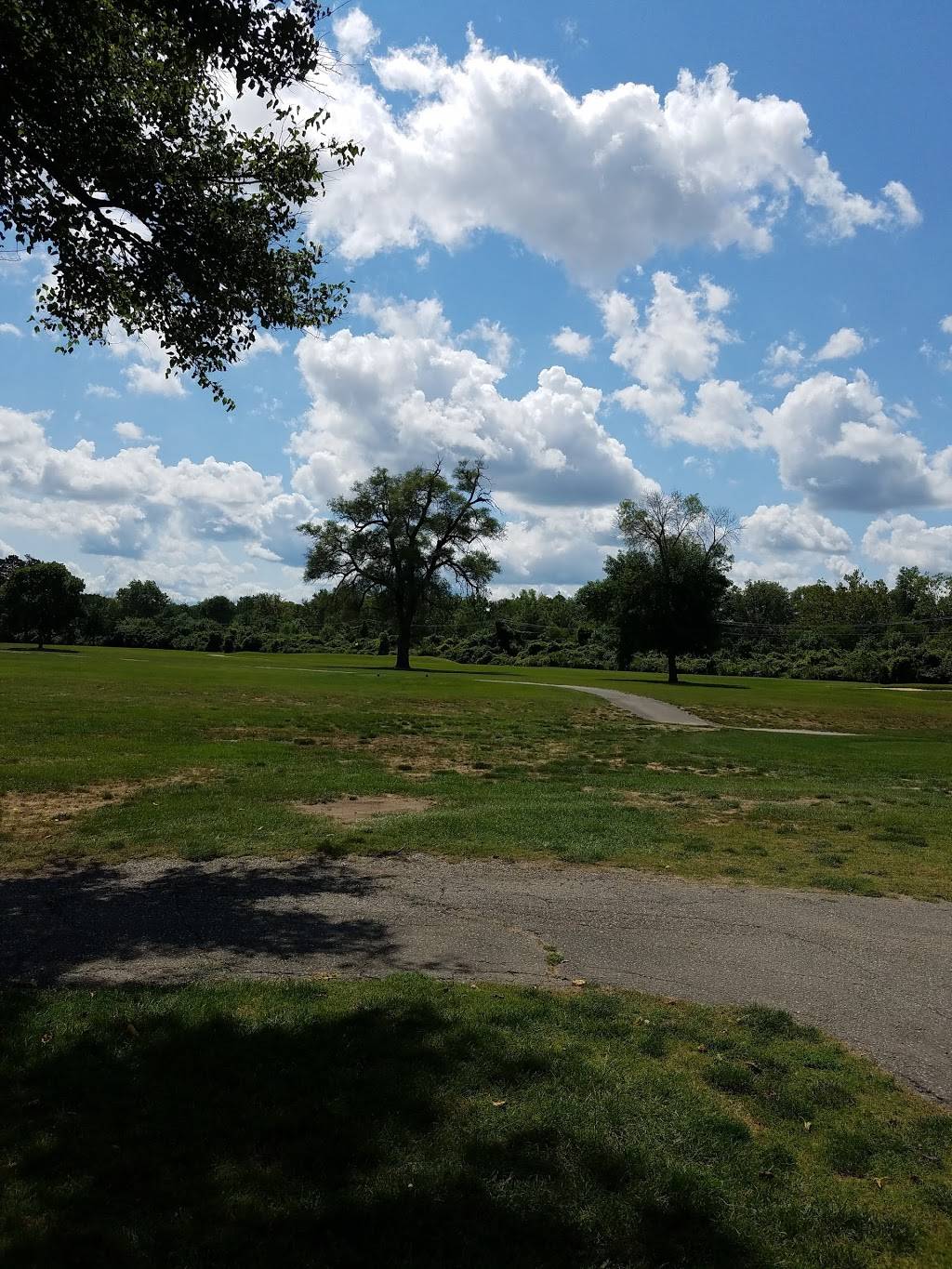 Donald Ross Golf Club | 7102 S Calhoun St, Fort Wayne, IN 46807, USA | Phone: (260) 745-7093