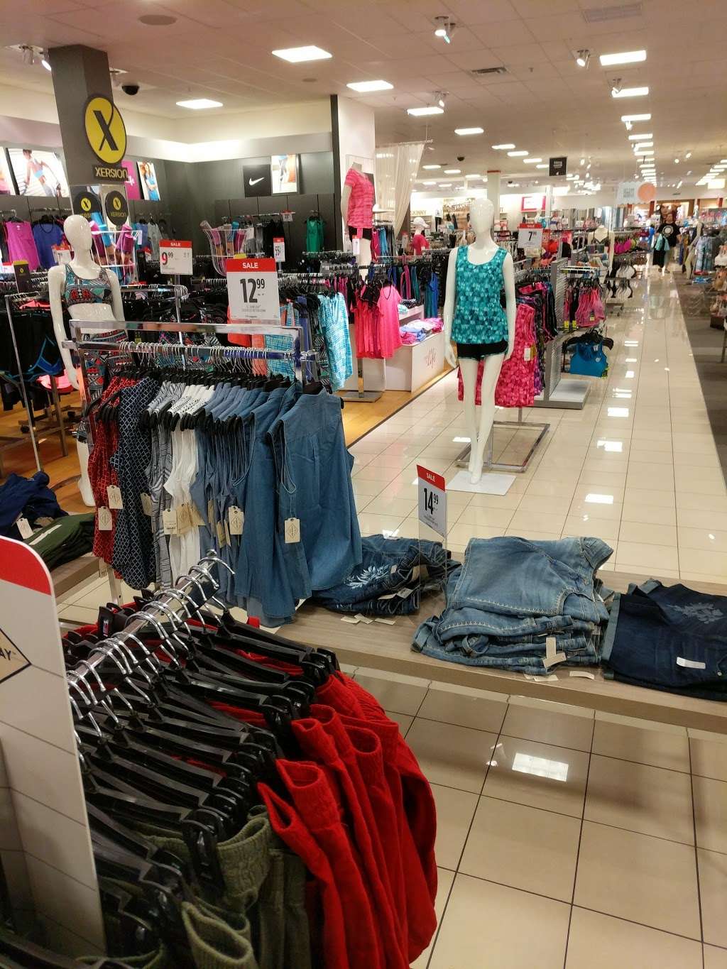 JCPenney | 10225 77th St, Pleasant Prairie, WI 53158 | Phone: (262) 237-6193