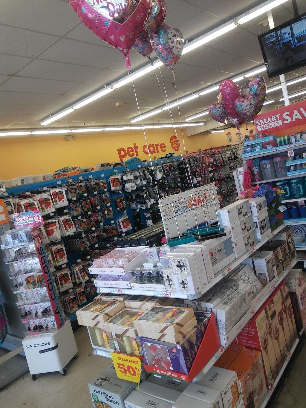 Family Dollar | 8900 NW 7th Ave, Miami, FL 33150 | Phone: (305) 696-4298