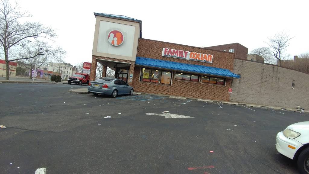 Family Dollar | 131 Clinton Ave, Newark, NJ 07112, USA | Phone: (973) 642-0737