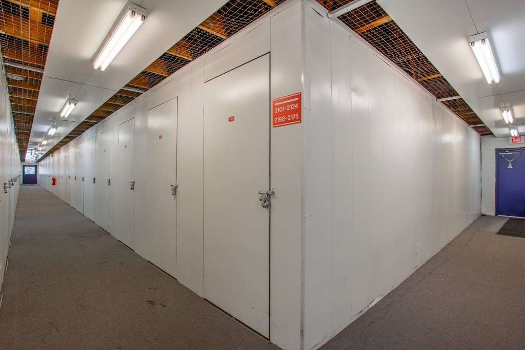 Simply Self Storage | 2025 N Hicks Rd, Palatine, IL 60074, USA | Phone: (847) 934-0470