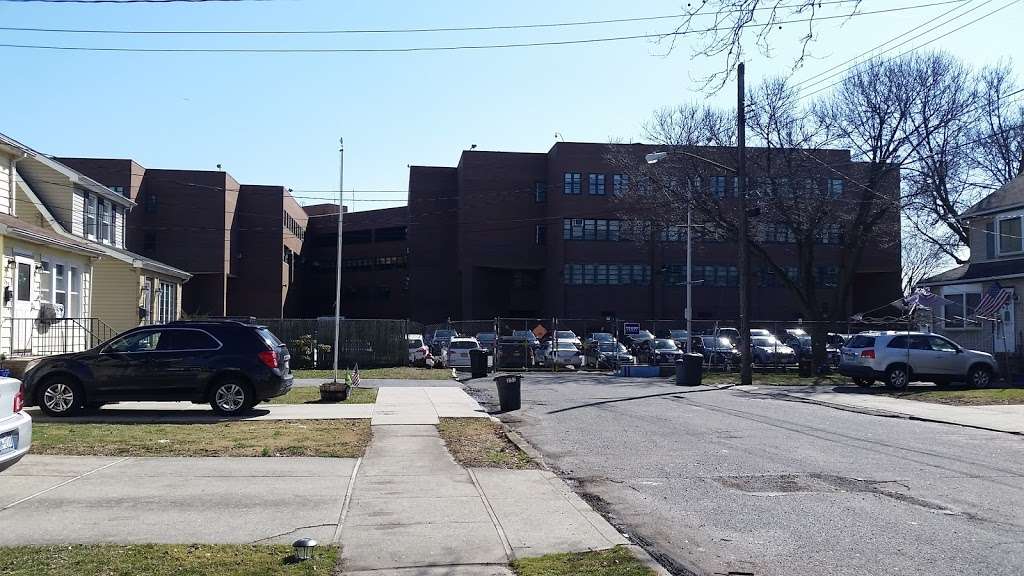 New Dorp High School | 465 New Dorp Ln, Staten Island, NY 10306, USA | Phone: (718) 667-8686