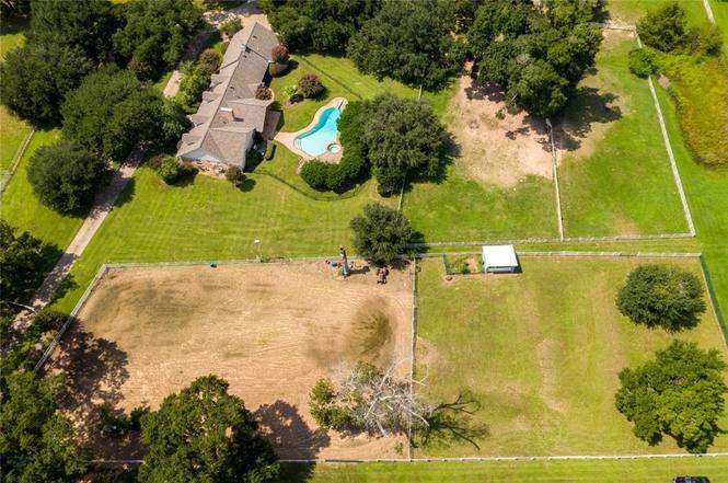 Lazy Hollow Farm horse training, lessons | 25229 Hufsmith Cemetery Rd, Tomball, TX 77375, USA | Phone: (832) 257-6642