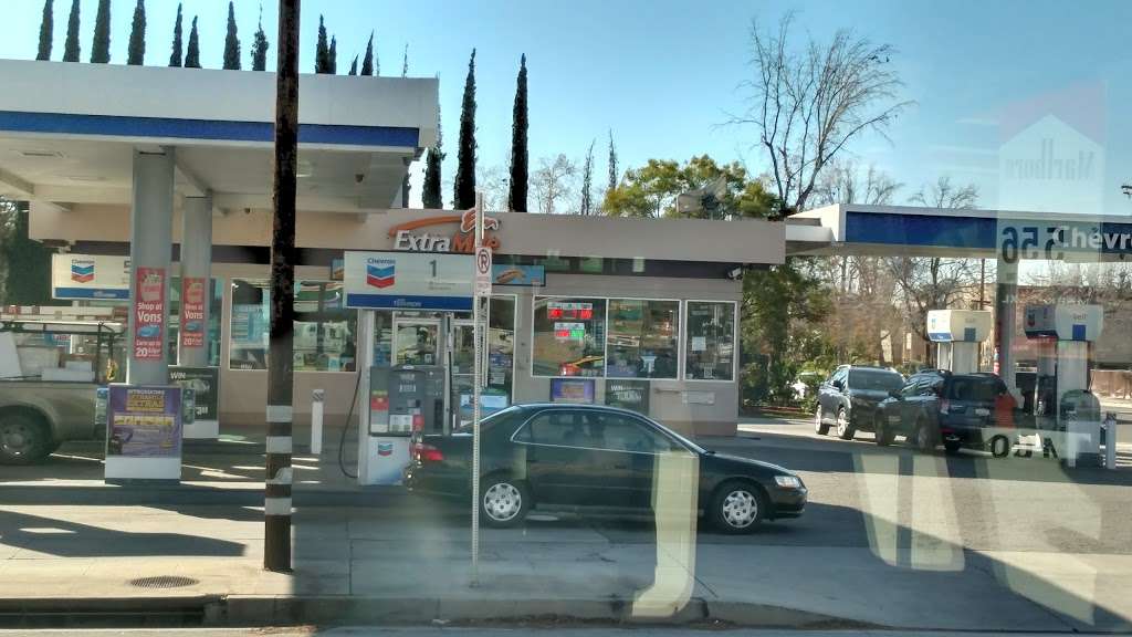 Chevron | 17011 Devonshire St, Northridge, CA 91325, USA | Phone: (818) 368-4910