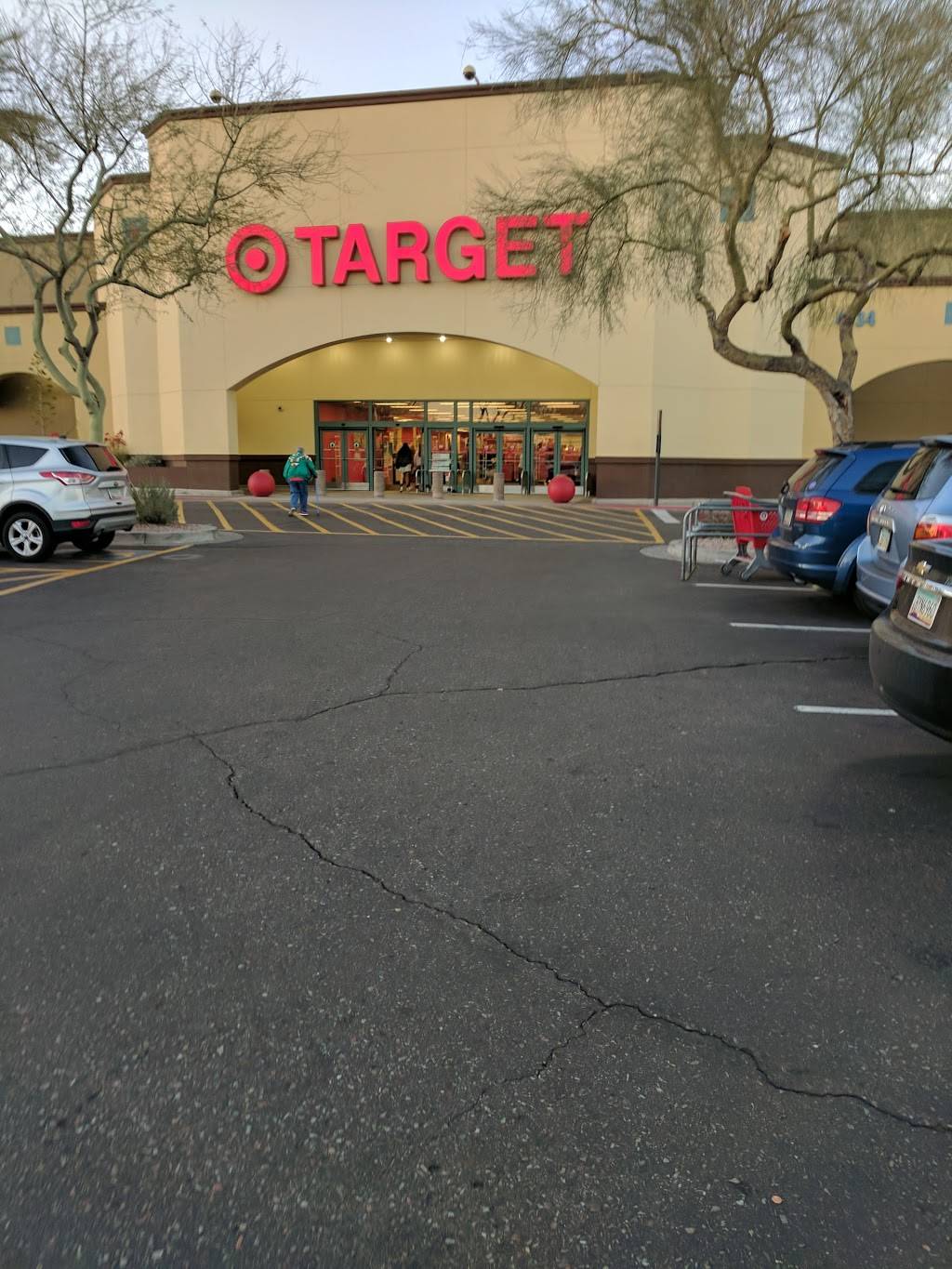 Target | 4734 E Ray Rd, Phoenix, AZ 85044, USA | Phone: (480) 893-9333