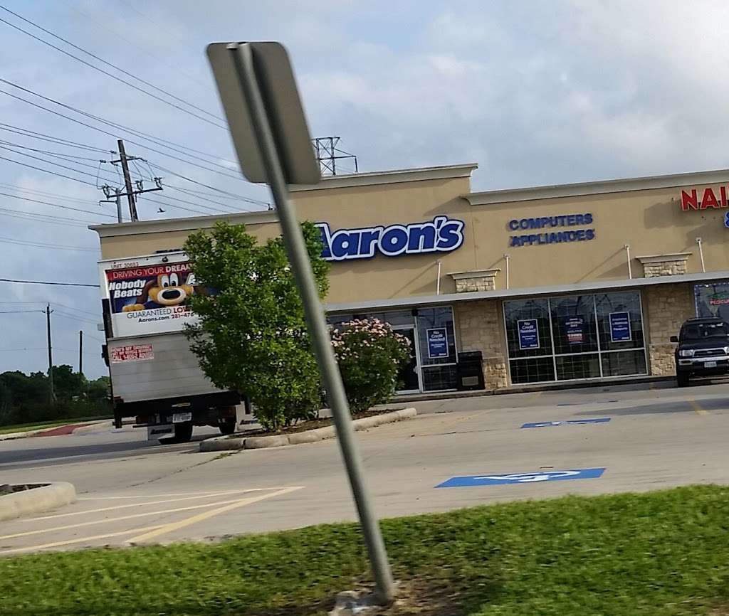 Aarons | 8740 Spencer Hwy ste d, La Porte, TX 77571, USA | Phone: (281) 476-4961