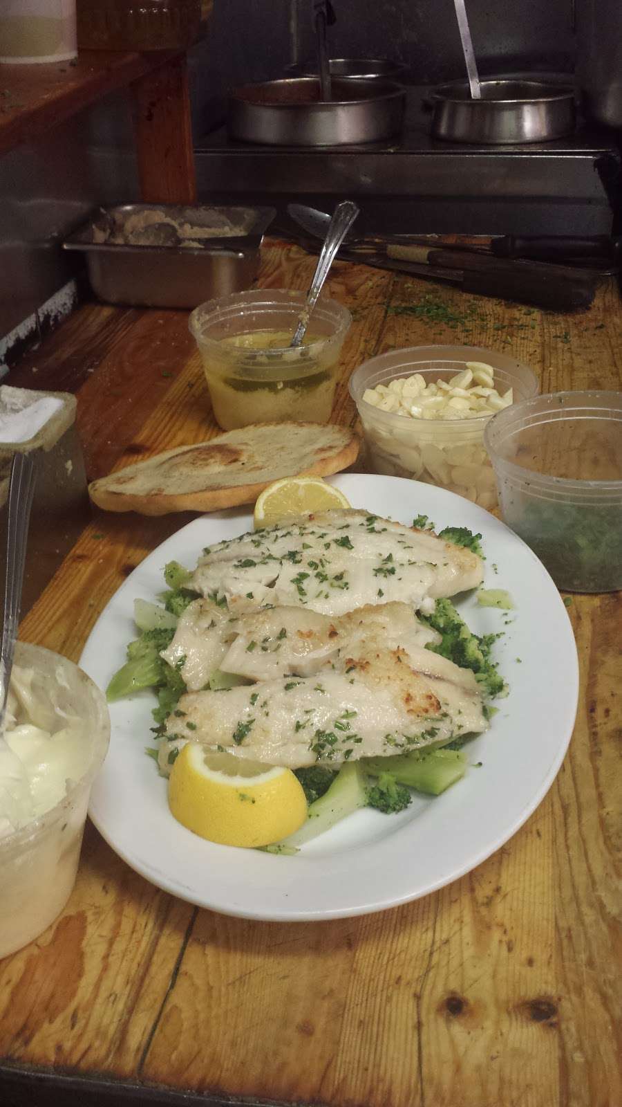 Marios Pizza | 2822 Brower Ave, Oceanside, NY 11572, USA | Phone: (516) 218-9825