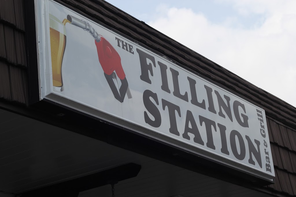 The Filling Station Bar & Grill | 8765 Smoky Row Rd, Powell, OH 43065, USA | Phone: (614) 761-9766