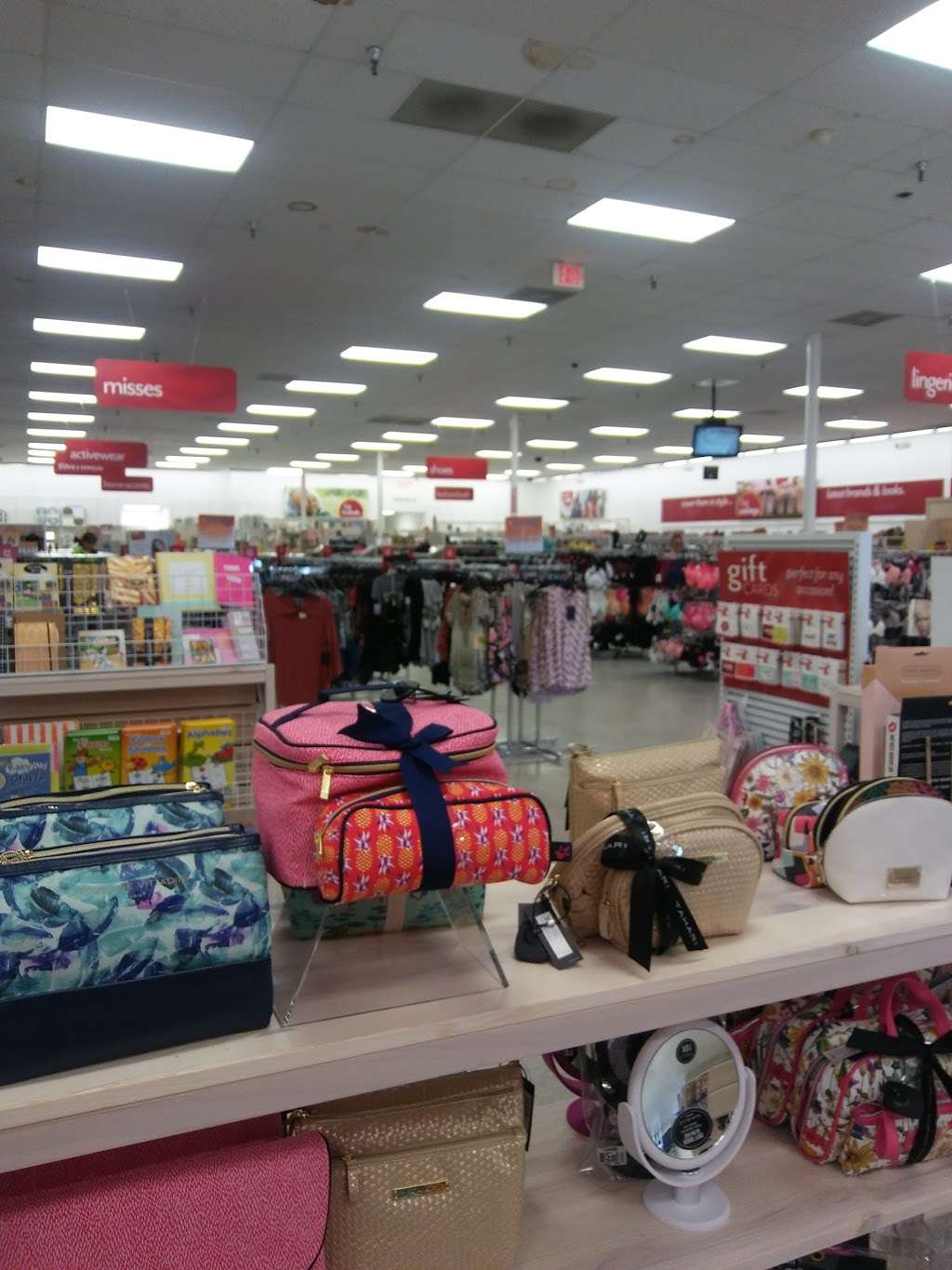 Bealls Outlet | 6651 Taft St, Hollywood, FL 33024, USA | Phone: (954) 965-1127