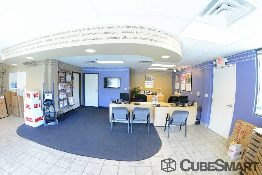 CubeSmart Self Storage | 80 E Horizon Ridge Pkwy, Henderson, NV 89002, USA | Phone: (702) 796-0019