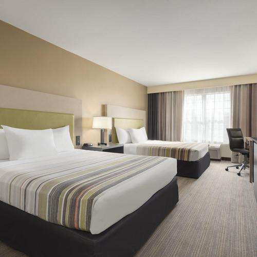 Country Inn & Suites by Radisson, Milwaukee Airport, WI | 6200 South 13th Street, Milwaukee, WI 53221, USA | Phone: (414) 762-6018