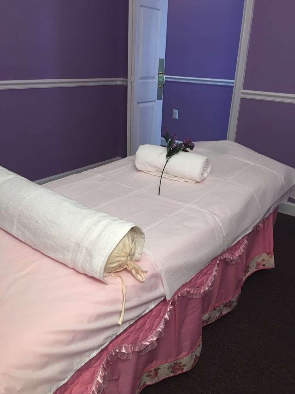 Country Moon Spa | 2780, 878 Muddy Branch Rd, Gaithersburg, MD 20878, USA | Phone: (301) 693-0556