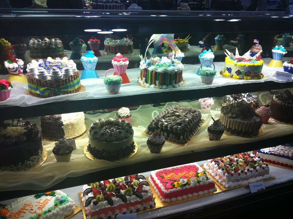 Little Italy Pastry Shop | 396 E Washington Ave, Washington, NJ 07882, USA | Phone: (908) 689-0980