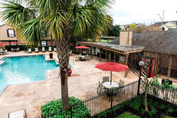 Westborough Crossing Apartments | 2031 Westborough Dr, Katy, TX 77449, USA | Phone: (281) 578-2526