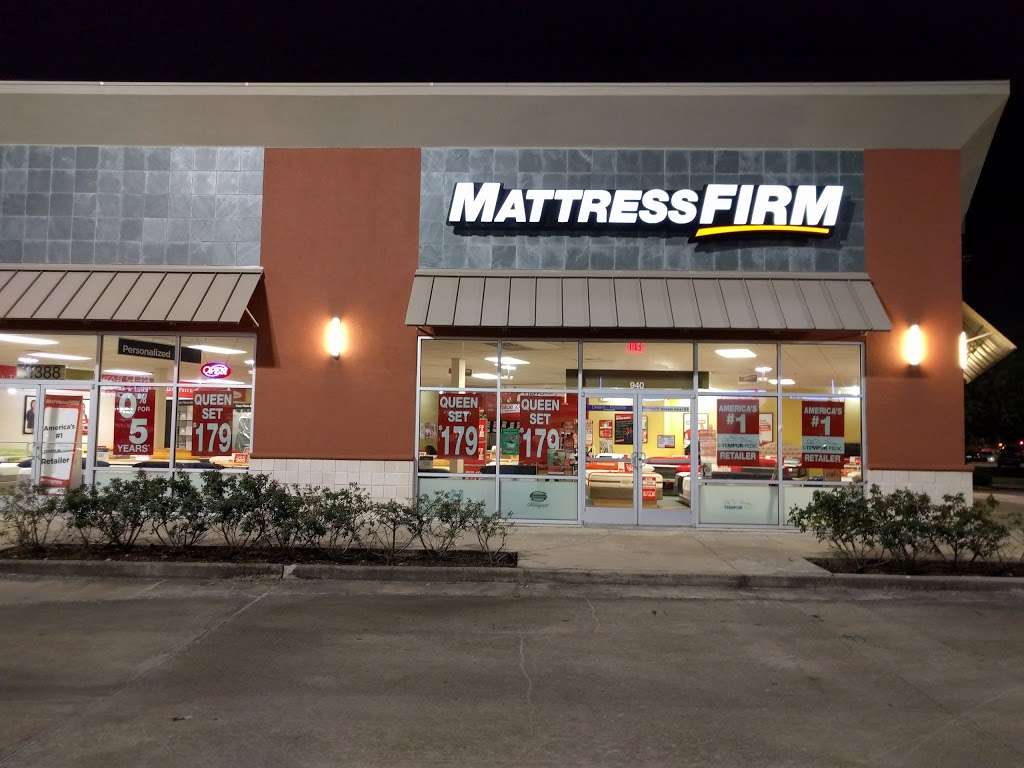 Mattress Firm Stafford | 11388 Fountain Lake Dr, Stafford, TX 77477, USA | Phone: (281) 240-0175