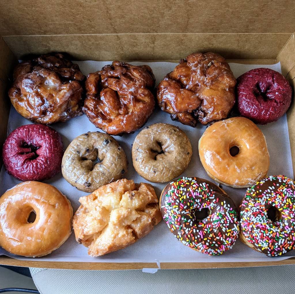 Donut Parlor | 1245 W Elliot Rd Ste 103, Tempe, AZ 85284, USA | Phone: (480) 570-1900