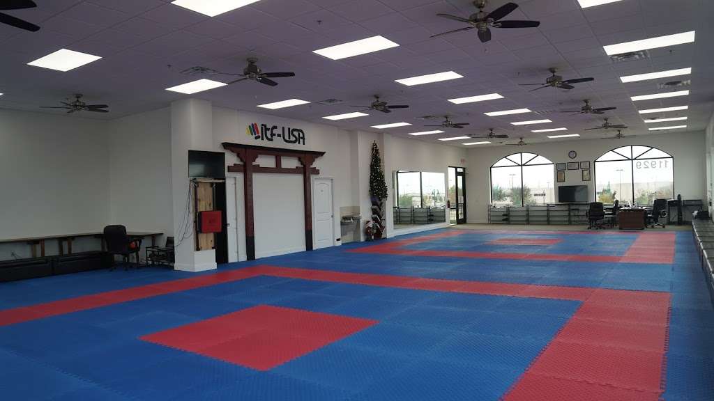 Taekwondo ITF & Kickboxing( Fit & Kick ) | 11929 University Blvd #2a, Sugar Land, TX 77479, USA | Phone: (832) 800-6600