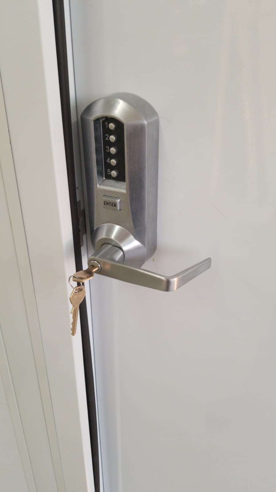 Golden Locksmith Heights | 4802 Larkin St, Houston, TX 77007 | Phone: (832) 209-8145