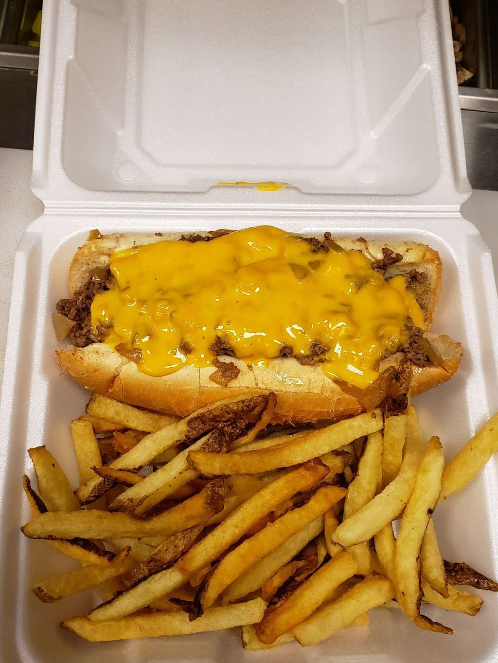 Philly Steak & Wings of Clermont | 2430 US-27 Suite 380, Clermont, FL 34714 | Phone: (352) 432-9661