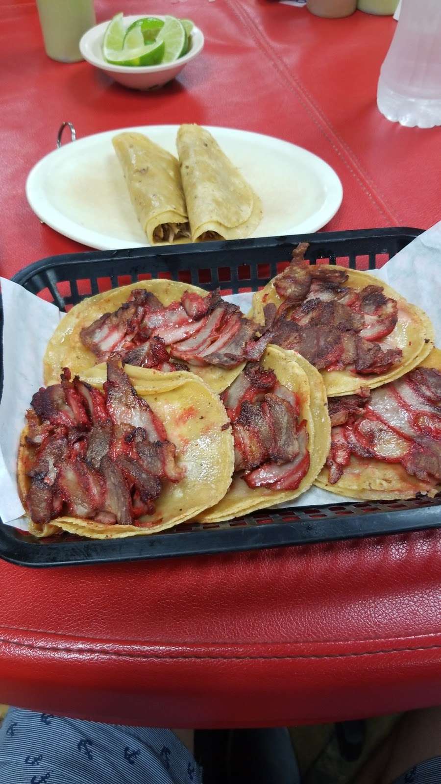 Tacos El Regio | 5014 W Davis St, Dallas, TX 75211, USA | Phone: (214) 339-0630