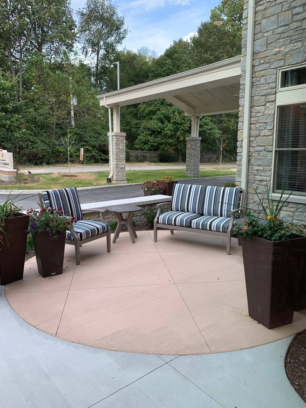 Kraft Commons | 7019 Hoover Rd, Indianapolis, IN 46260, USA | Phone: (317) 956-5660