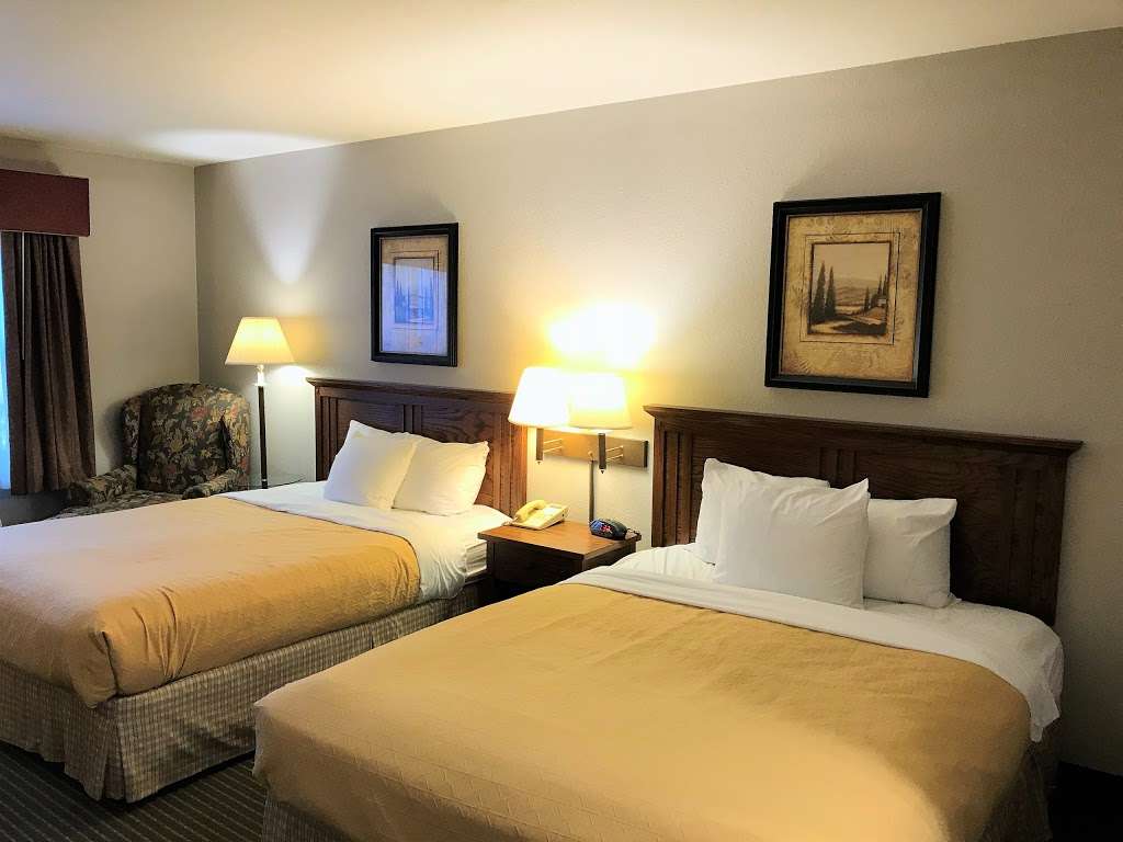 Country Inn & Suites by Radisson, Zion, IL | 1100 33rd St, Zion, IL 60099, USA | Phone: (847) 746-0101