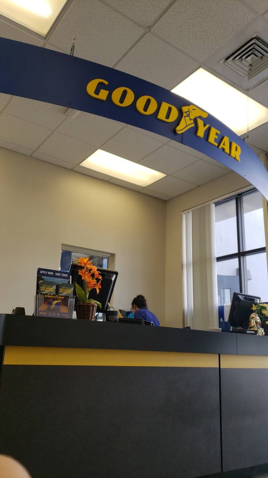 Goodyear Auto Service | 350 Kamehameha Hwy, Pearl City, HI 96782, USA | Phone: (808) 487-0066