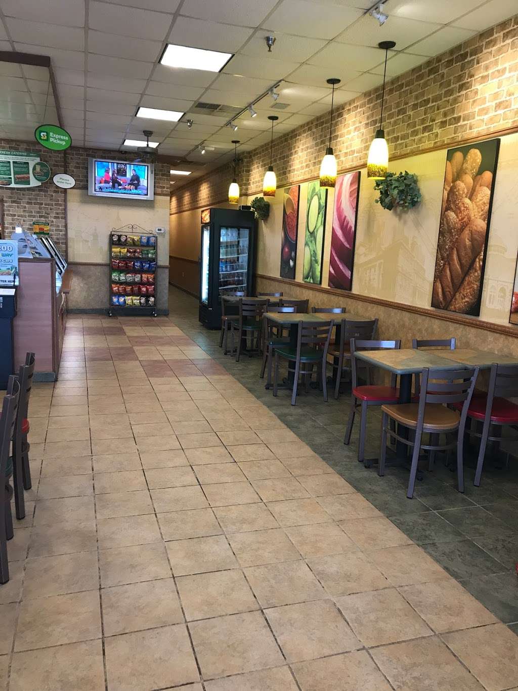 Subway Ranson Square | 809 N Mildred St #5, Ranson, WV 25438, USA | Phone: (304) 930-1562