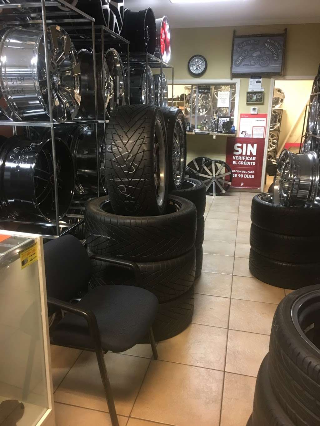 LAYNEZ TIRE AND WHEEL CENTER | 5502 Pinemont Dr, Houston, TX 77092, USA | Phone: (713) 812-0480