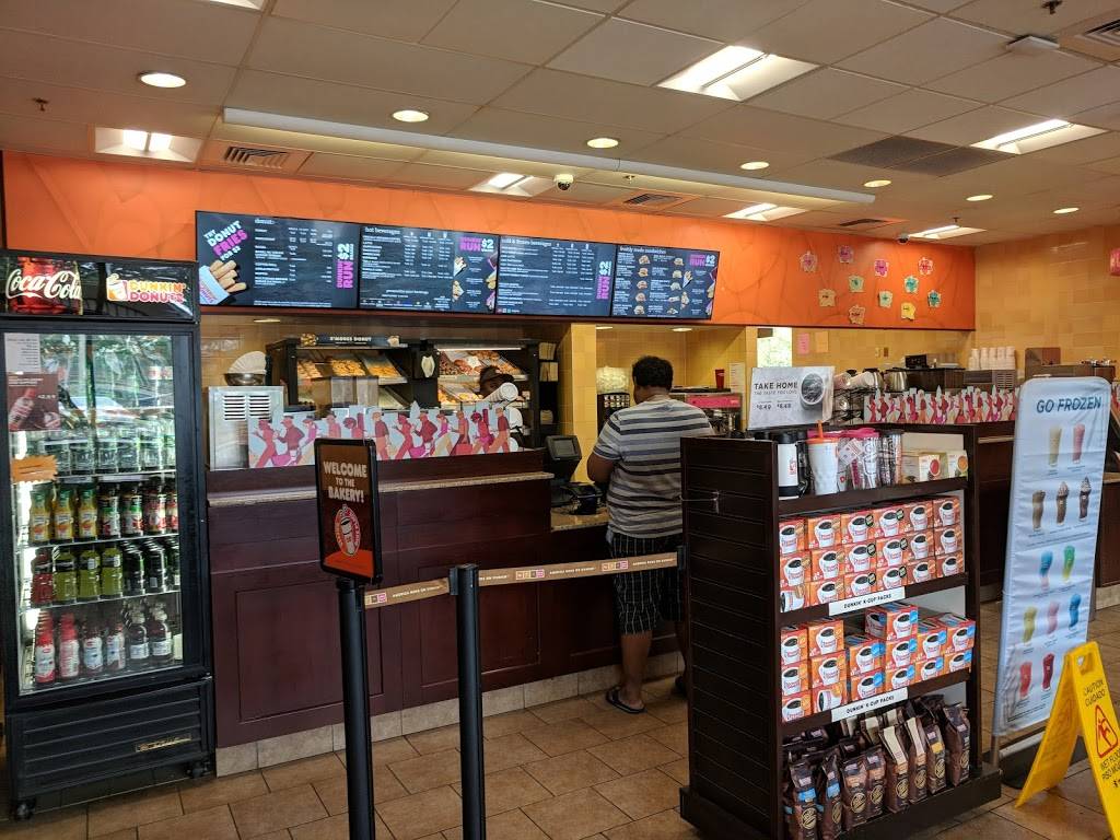Dunkin | In Stop & Shop, 65 Newport Ave, Quincy, MA 02171 | Phone: (781) 982-9580