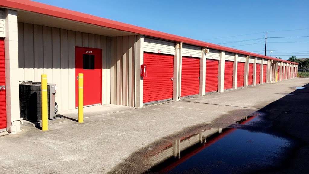 CubeSmart Self Storage | 350 W Rankin Rd, Houston, TX 77090, USA | Phone: (281) 872-7290