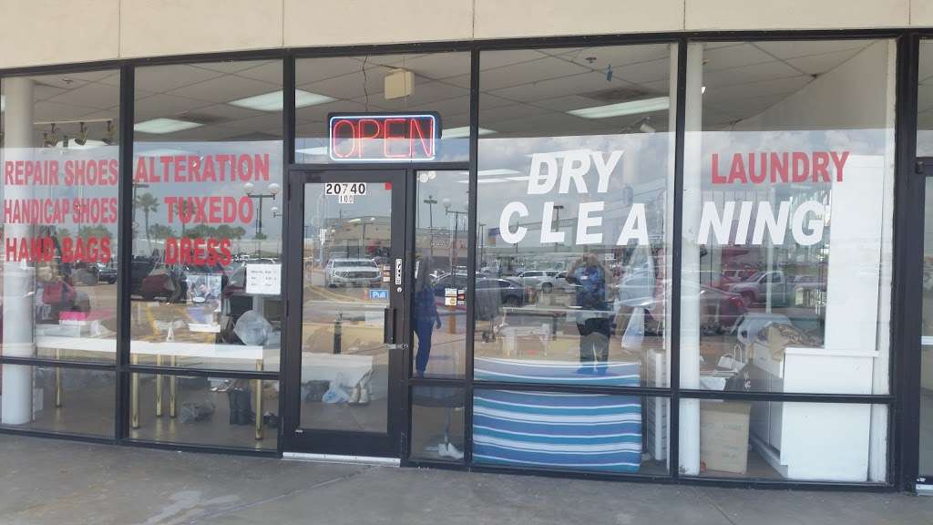 Dr. Shoe Repair & Alteration | 20740 Gulf Fwy #100, Webster, TX 77598 | Phone: (281) 316-2978