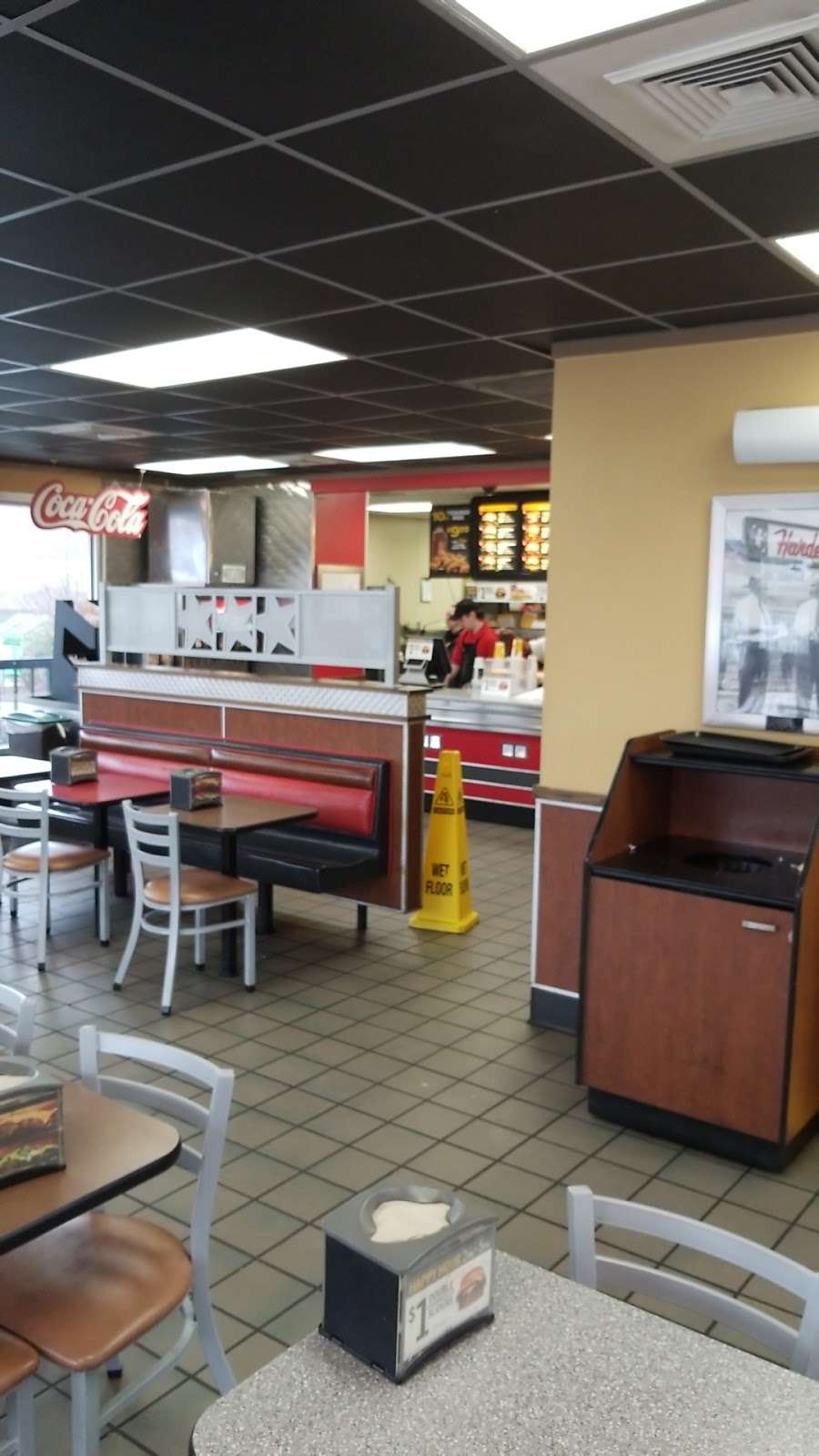 Hardees | 9811 Courthouse Rd, Spotsylvania Courthouse, VA 22553, USA | Phone: (540) 898-2683