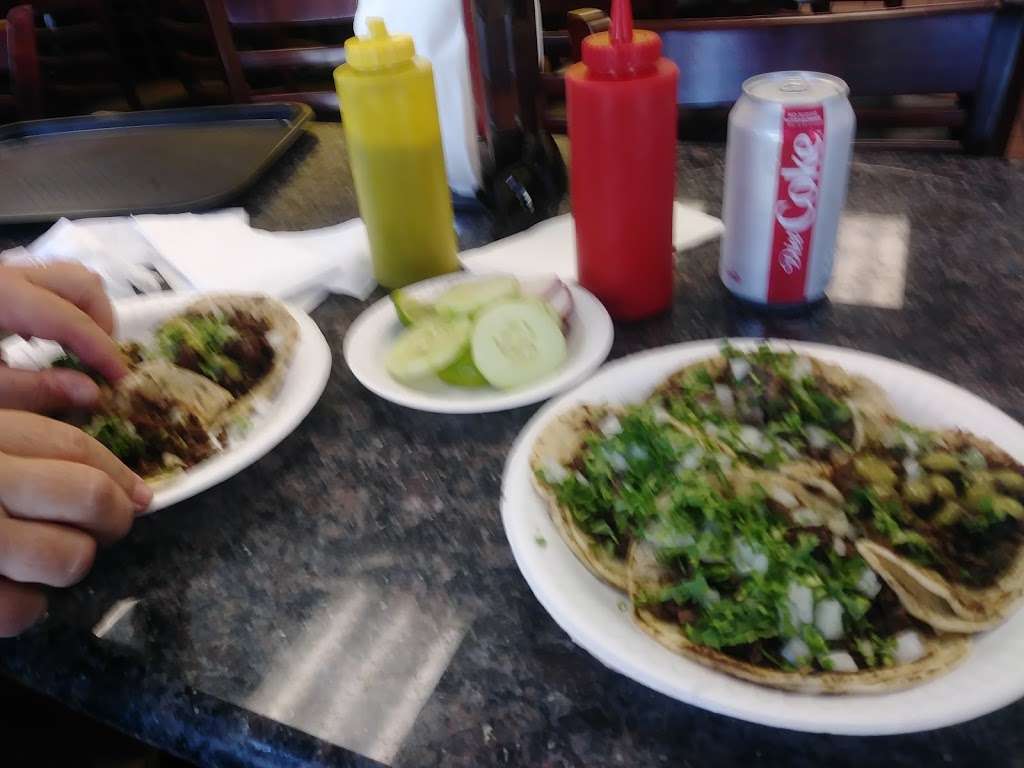 Tacos El Negro | 6525 Eastern Ave, Bell Gardens, CA 90201 | Phone: (323) 553-9335