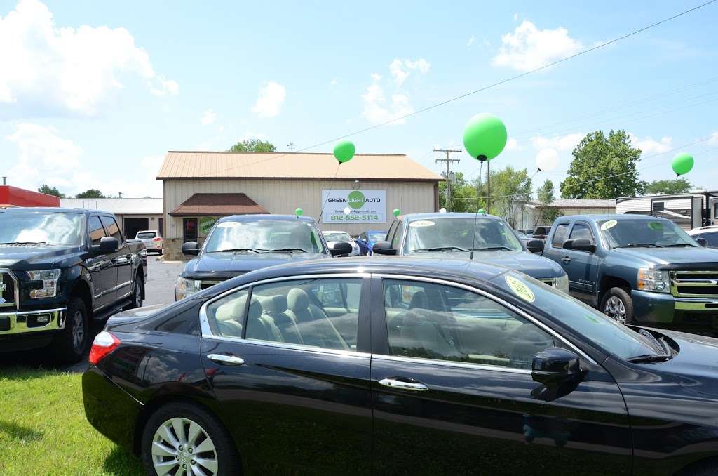 Green Light Auto | 770 Jonesville Rd suite c, Columbus, IN 47201, USA | Phone: (812) 552-5114