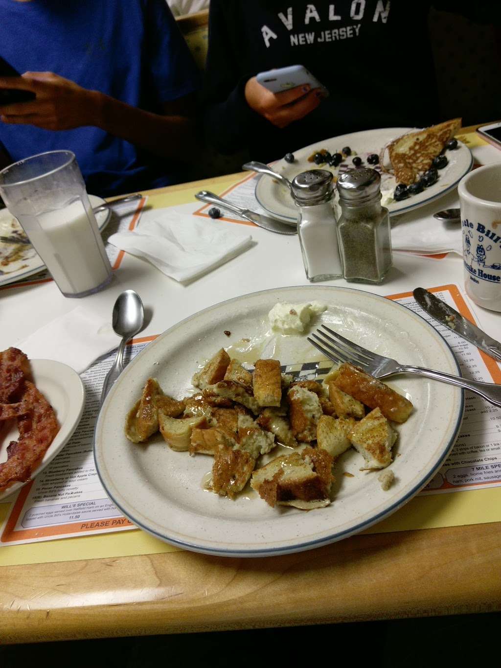 Uncle Bills Pancake Housek | 3189 Dune Dr, Avalon, NJ 08202, USA | Phone: (609) 967-8448