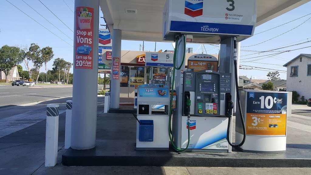 Chevron | 14902 Beach Blvd, Westminster, CA 92683 | Phone: (714) 897-1357