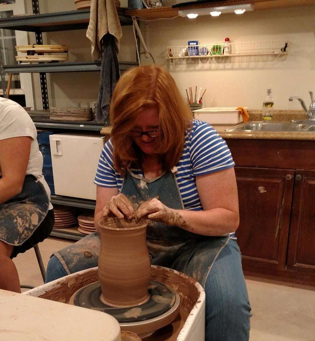 Burnt Mill Potters | The Barn Studio, 220 Burnt Mill Road, Branchburg, NJ 08876 | Phone: (908) 507-8657