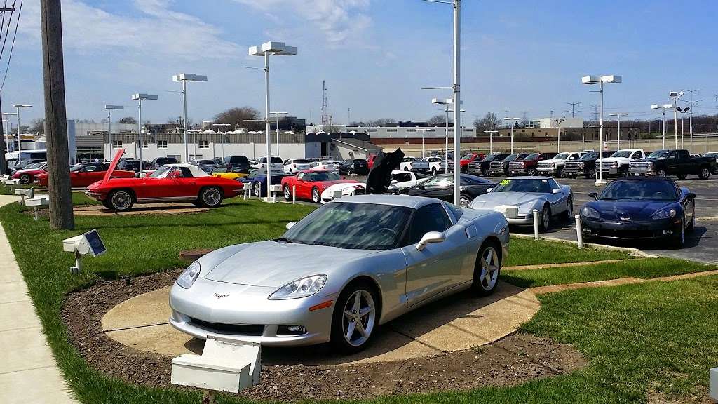 Bill Kay Corvettes and Classics | 2100 Ogden Ave, Downers Grove, IL 60515, USA | Phone: (877) 738-1819