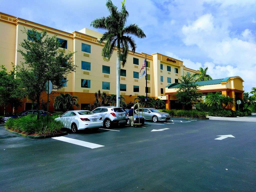 Hampton Inn Lake Worth | 8205 Lake Worth Rd, Lake Worth, FL 33467, USA | Phone: (561) 472-5980