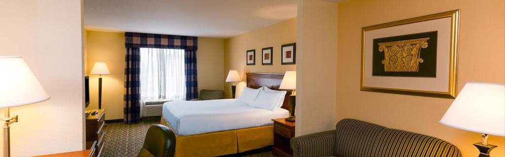 Holiday Inn Express & Suites Tampa-Fairgrounds-Casino | 8610 Elm Fair Blvd, Tampa, FL 33610, USA | Phone: (813) 490-1000