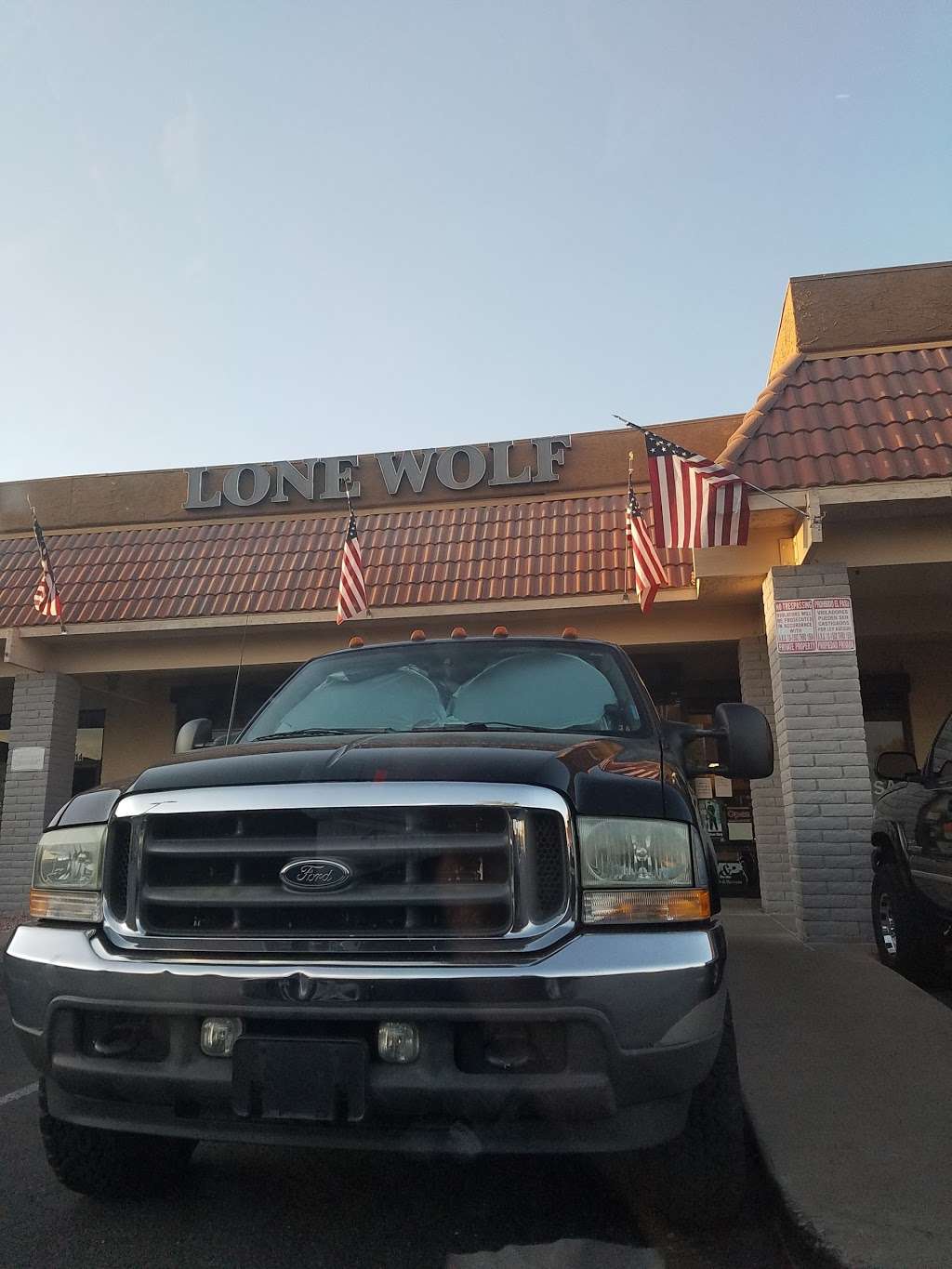 Lone Wolf Trading Company | 5140 W Peoria Ave #110, Glendale, AZ 85302, USA | Phone: (623) 939-0668