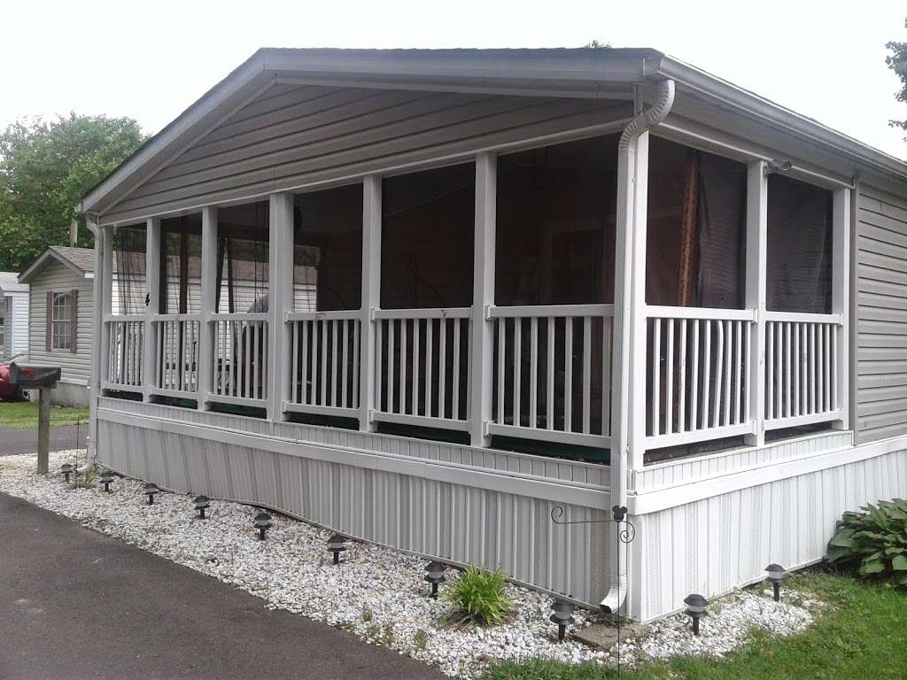 Pennwood Crossing Manufactured Home Community | 1201 Adler Dr, Morrisville, PA 19067, USA | Phone: (215) 295-3732