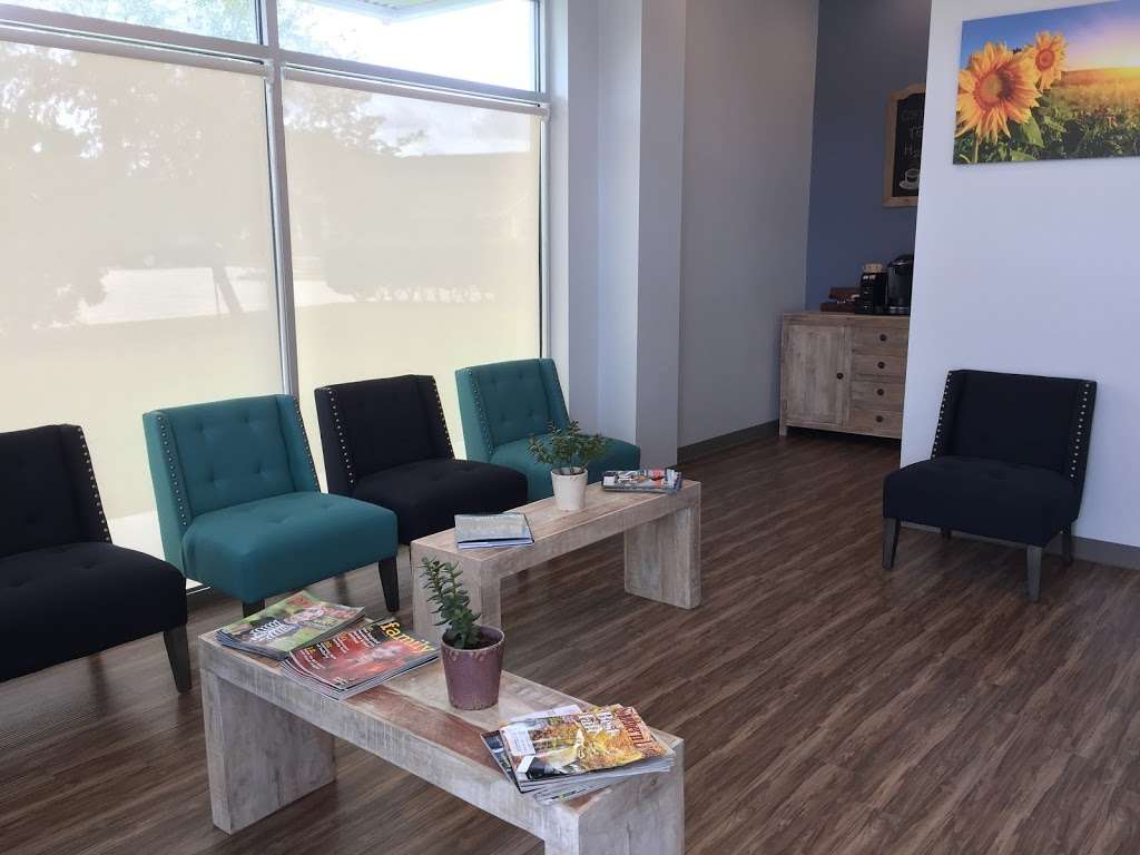 Sunlight Dental Group | 1816 Pearland Pkwy #190, Pearland, TX 77581 | Phone: (832) 243-1740