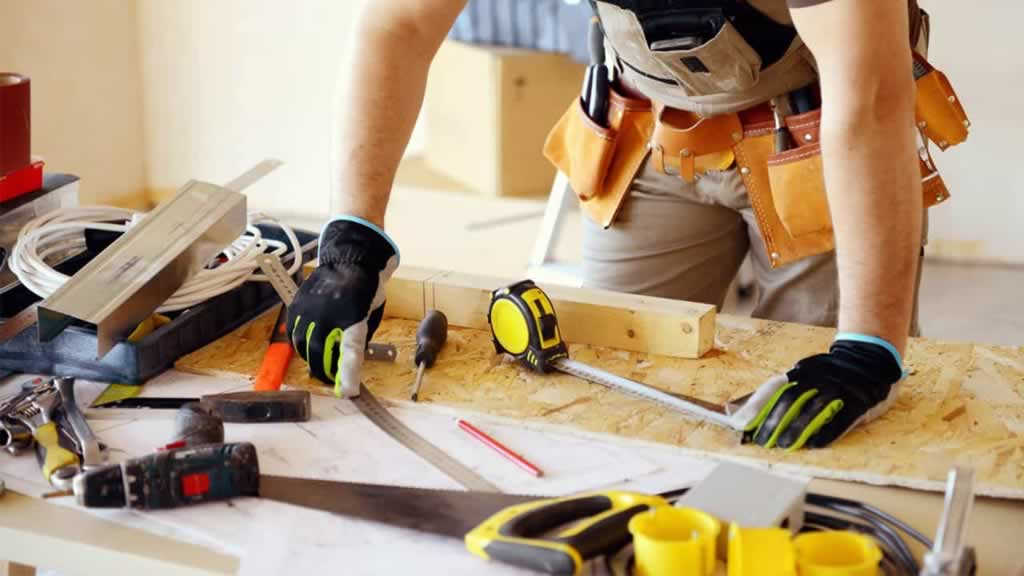 Homeowners Helper Handyman Services | 2027 Grosvenor Dr, Moon Twp, PA 15108, USA | Phone: (412) 397-8434