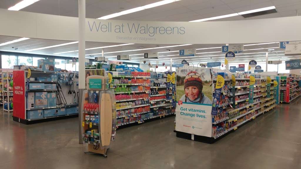 Walgreens | 160 Diamond Dr, Lake Elsinore, CA 92530, USA | Phone: (951) 674-3562