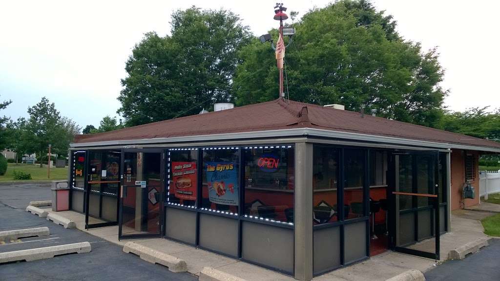 Stewarts Drive-In | 2551 Somerset, Franklin Park, NJ 08823, USA | Phone: (732) 297-0874